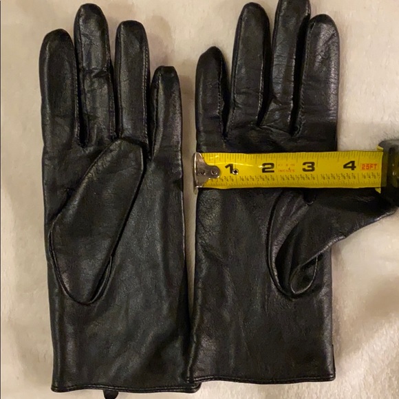 Leather gloves - Picture 10 of 10